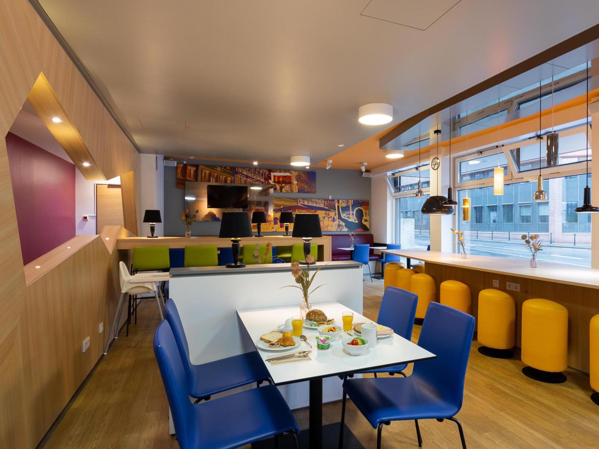 Düsseldorf-city Hotel 2*